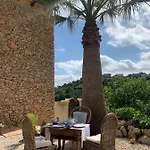 Vila La Jarra